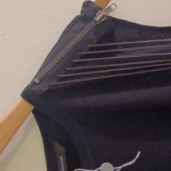 5 For $15 cap sleeve asymmetrical tshirt with metal tassel & zipper - Picture 3 of 9